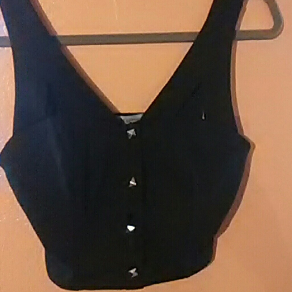 Charlotte Russe   Cute Black  Midi Top Size Mediun